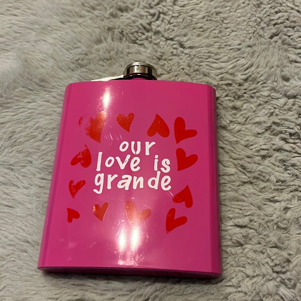 Pink extra large Flask! Drink in style !